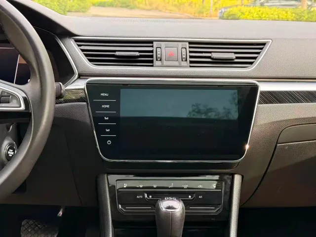 Skoda Superb — Фото автомобиля 22