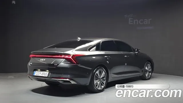 Kia K8 Hybrid — Фото автомобиля 2
