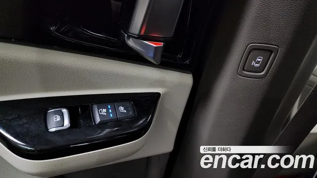 Kia Canival Carnival 4 поколение Бензин 9 мест Signature — Фото автомобиля 18