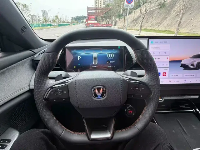 Changan UNI-V — Фото автомобиля 18