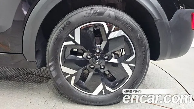 Kia Niro New — Фото автомобиля 21