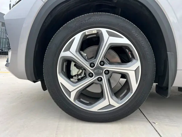Geely Xingyue L — Фото автомобиля 18