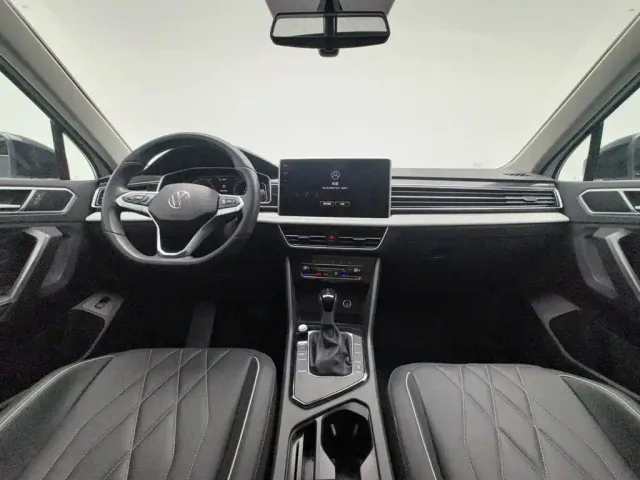Volkswagen Tiguan L — Фото автомобиля 5