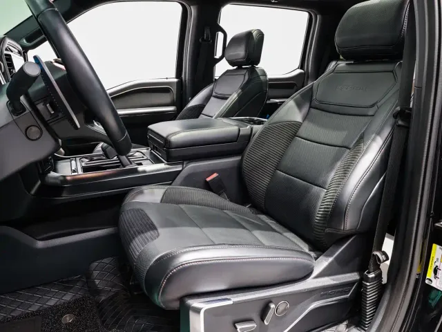 Ford F-150 Raptor — Фото автомобиля 10