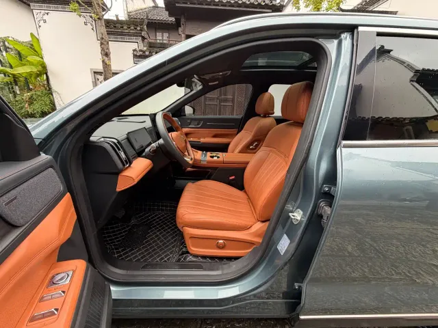Jetour X70L — Фото автомобиля 15