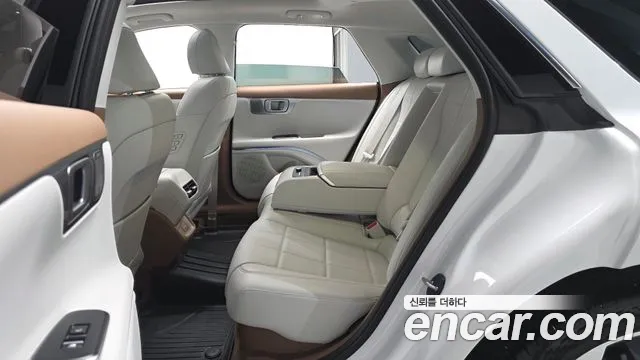 Hyundai Grandeur — Фото автомобиля 18