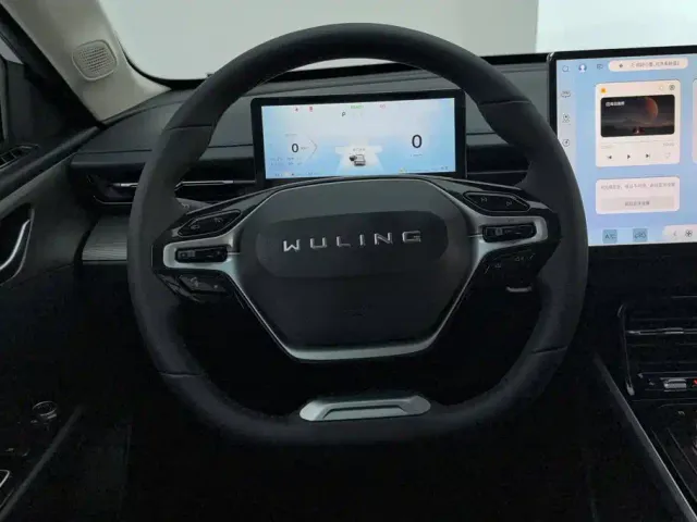 Wuling Starlight — Фото автомобиля 15