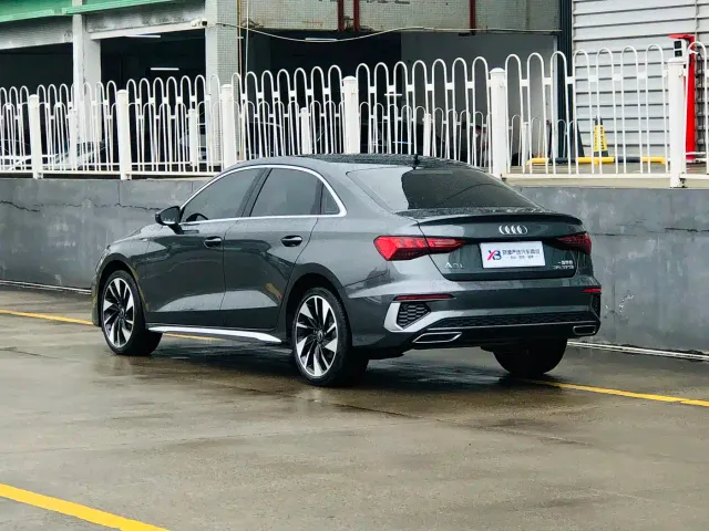 Audi A3 — Фото автомобиля 4