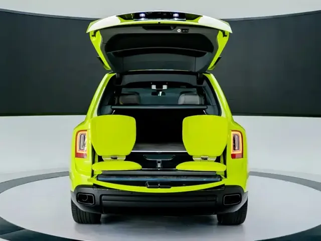 Rolls-Royce Cullinan — Фото автомобиля 26