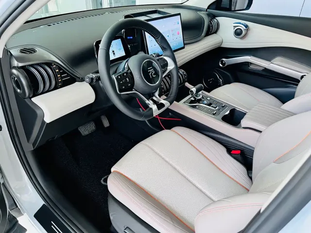 BYD Yuan PLUS — Фото автомобиля 10