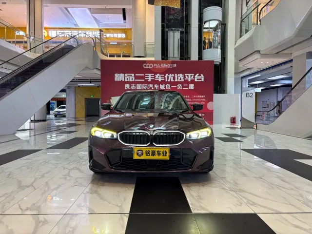 BMW 3 Series — Фото автомобиля 2