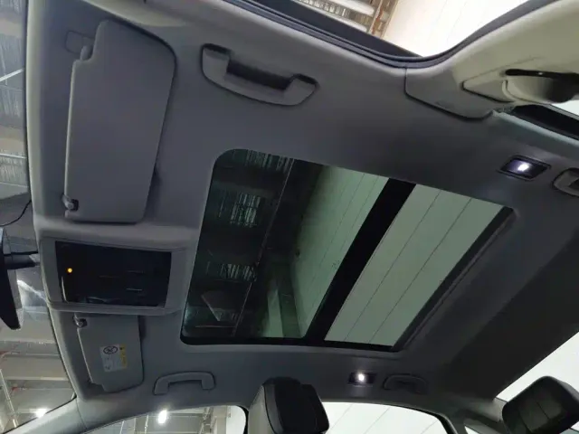 Volkswagen Passat — Фото автомобиля 14