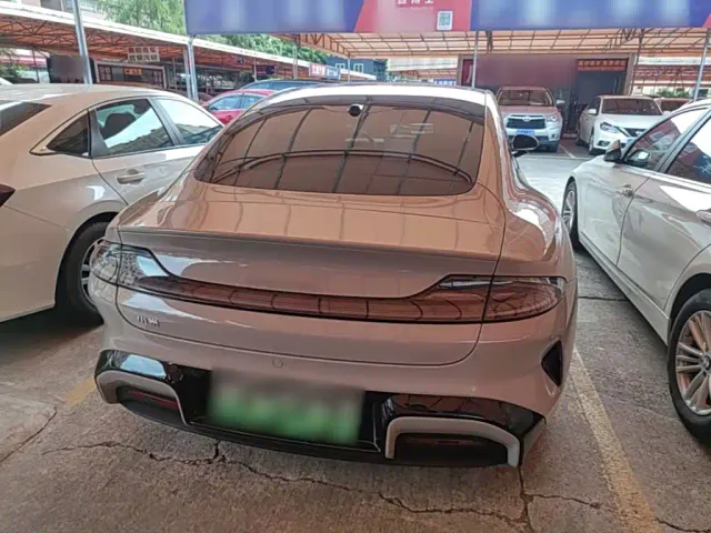 Xiaomi SU7 — Фото автомобиля 5