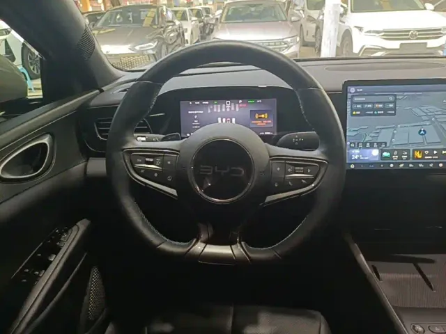 BYD Seal 06 — Фото автомобиля 10