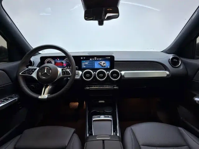 Mercedes-Benz GLB-Class — Фото автомобиля 11