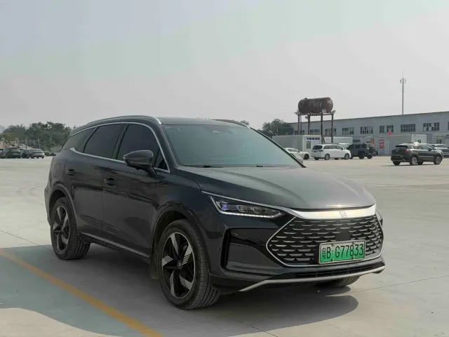BYD Tang — Фото автомобиля 2