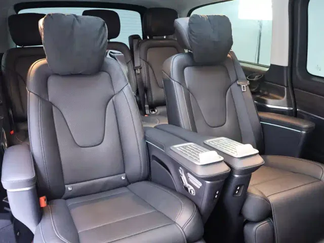 Mercedes-Benz V-Class — Фото автомобиля 23