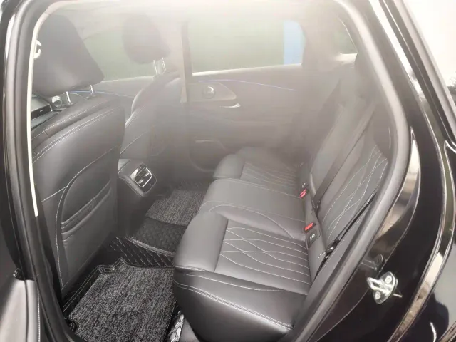 Chery Arrizo 8 — Фото автомобиля 8