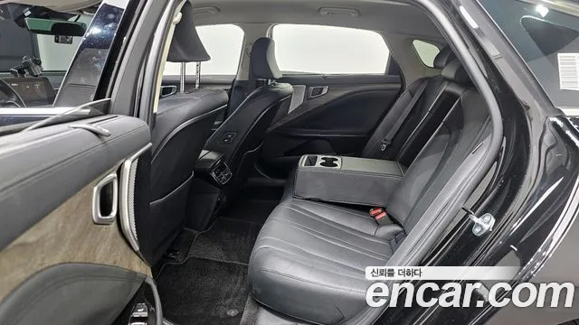 Kia K8 2.5 Бензин 2WD — Фото автомобиля 13