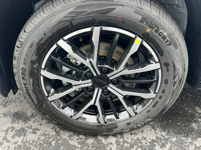 Geely Binyue — Фото автомобиля 11