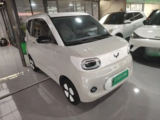 Wuling Hongguang Mini EV — Фото автомобиля 3