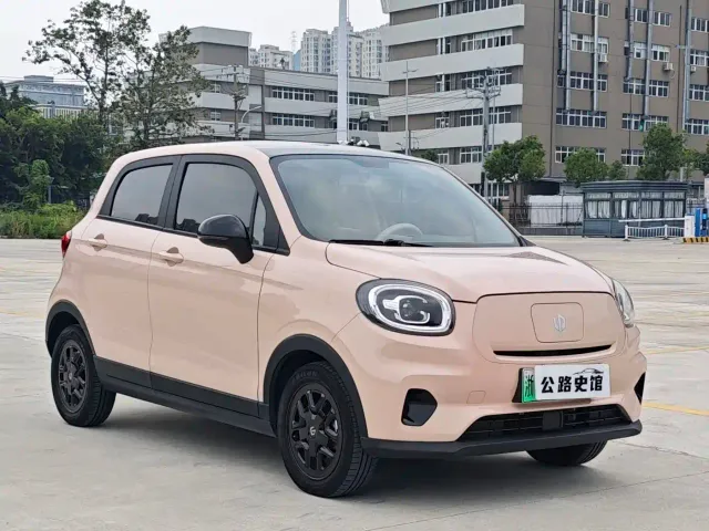 Leapmotor T03 — Фото автомобиля 6