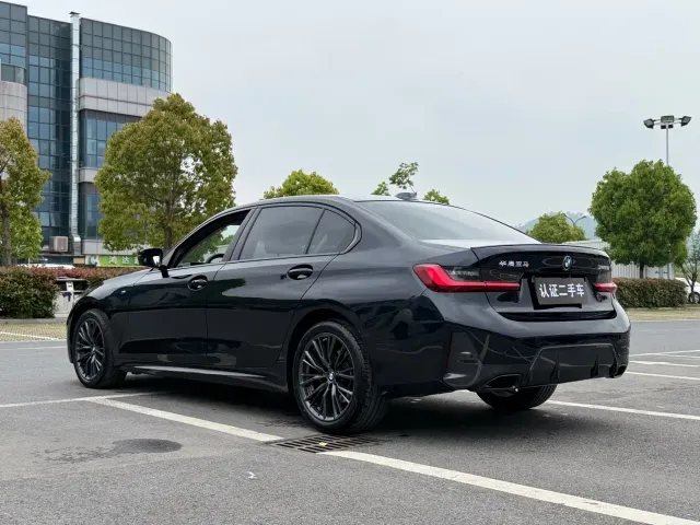 BMW 3 Series — Фото автомобиля 6