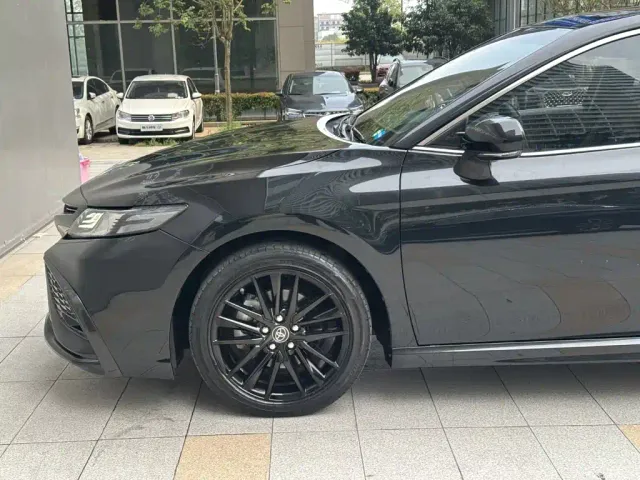 Toyota Camry — Фото автомобиля 5