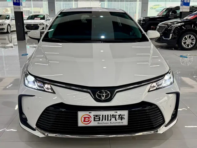 Toyota Corolla — Фото автомобиля 2