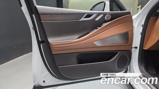 Genesis G80 RG3 — Фото автомобиля 24