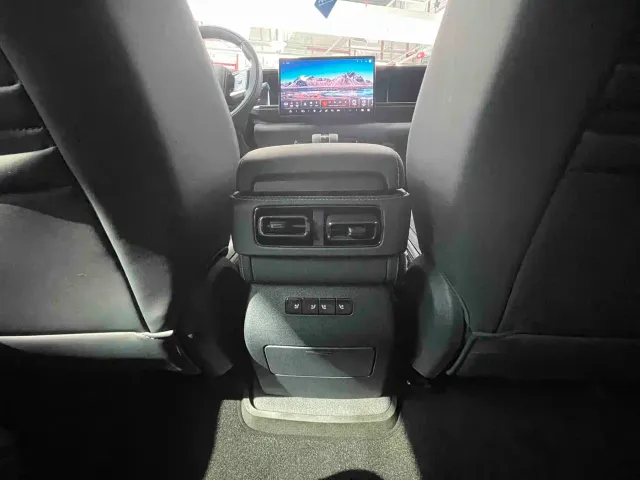BYD FangChengBao Leopard 5 — Фото автомобиля 15