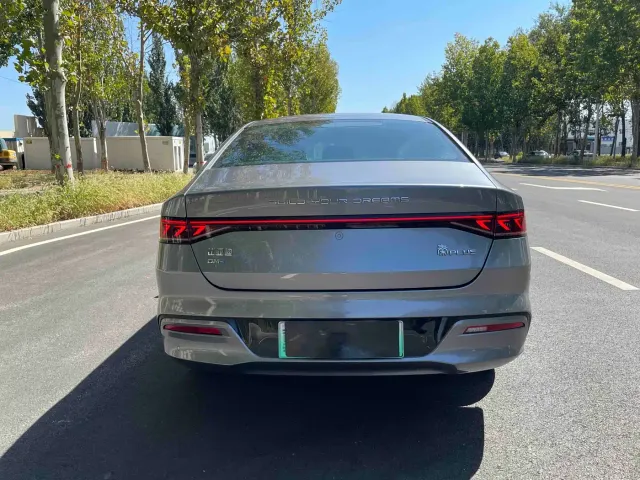 BYD Qin PLUS — Фото автомобиля 5