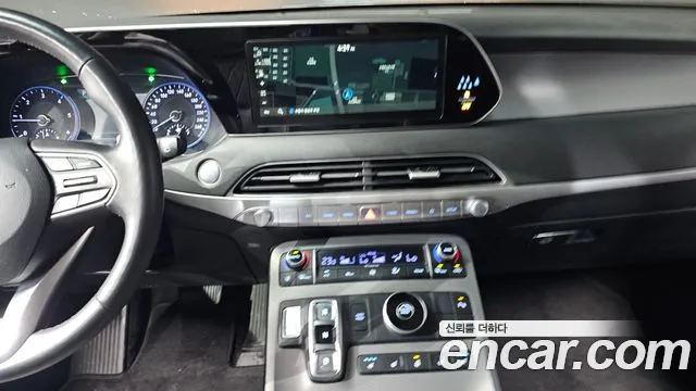 Hyundai Palisade Palisade Дизель 2.2 2WD — Фото автомобиля 12