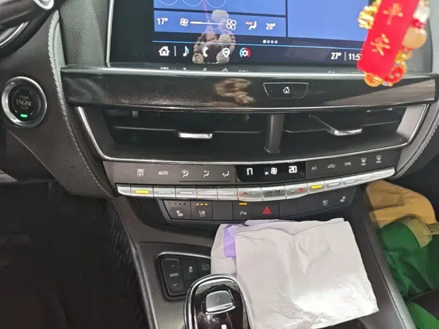 Cadillac CT5 — Фото автомобиля 12