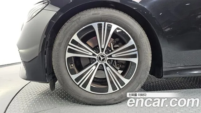 Mercedes-Benz E-Class W214 — Фото автомобиля 5