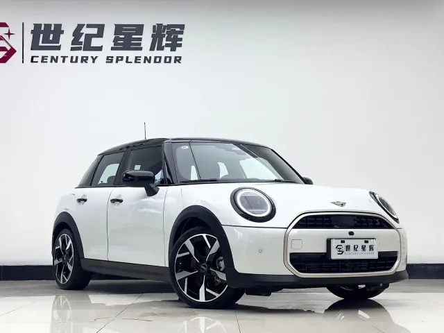 MINI Hatch — Фото автомобиля 4