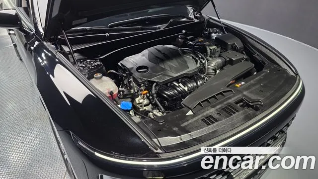 Hyundai Grandeur Grandeur (GN7) 2.5 Бензин 2WD — Фото автомобиля 5