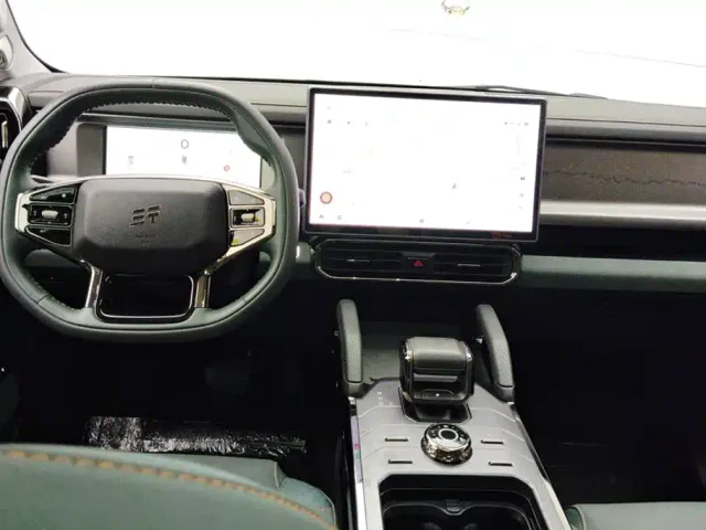 Jetour T2 — Фото автомобиля 12
