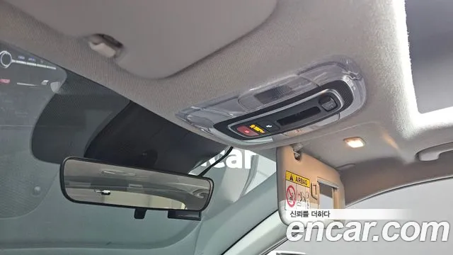 Hyundai Avante CN7 — Фото автомобиля 30