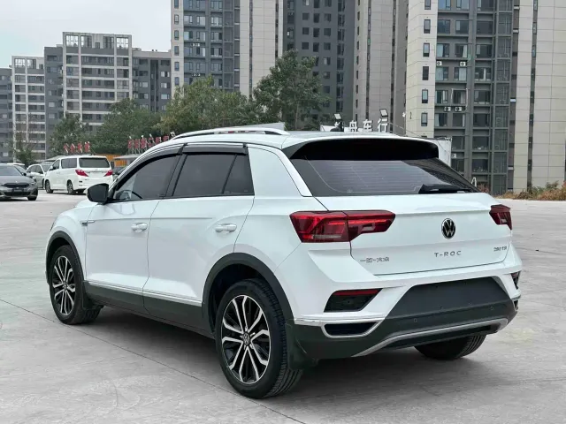 Volkswagen T-Roc — Фото автомобиля 4