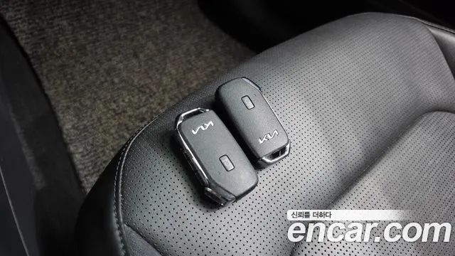 Kia Niro The All New — Фото автомобиля 21