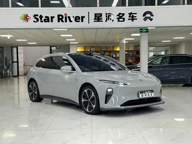 Nio ET5 Touring — Фото автомобиля 3