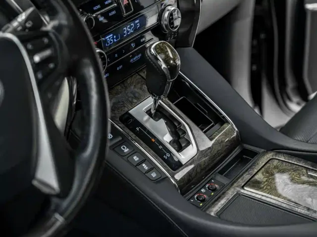 Toyota Vellfire — Фото автомобиля 21