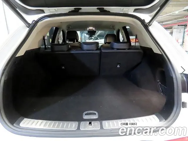 Genesis GV70 — Фото автомобиля 14