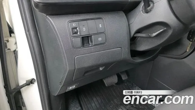 Hyundai Staria — Фото автомобиля 24