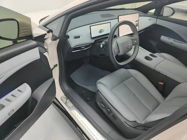 Nissan N7 — Фото автомобиля 15