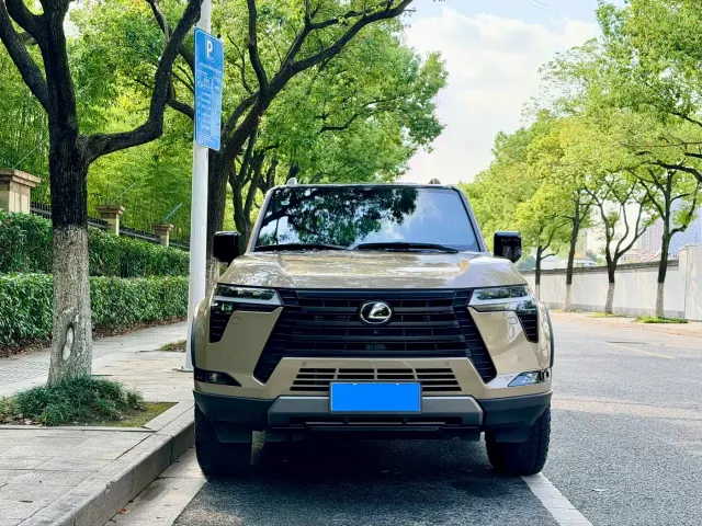 Lexus GX — Фото автомобиля 2