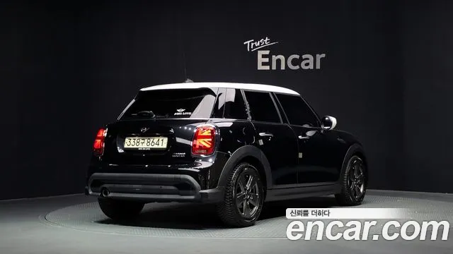 MINI Cooper — Фото автомобиля 2