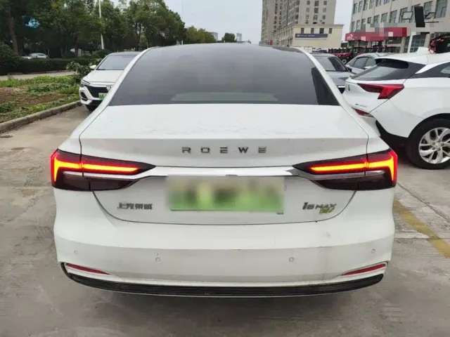 Roewe i6 MAX EV — Фото автомобиля 5