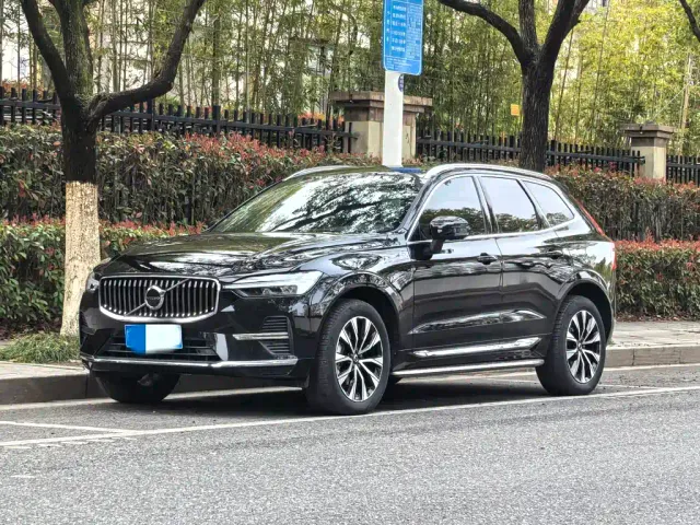 Фотография автомобиля — Volvo XC60
